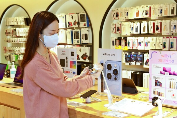 [▲취향소비가 MZ세대들의 주류 소비트렌드로 자리잡고 있는 가운데, 롯데백화점이 화이트데이를 맞아 다양한 ‘취향 선물’을 선보인다 = ©롯데쇼핑]