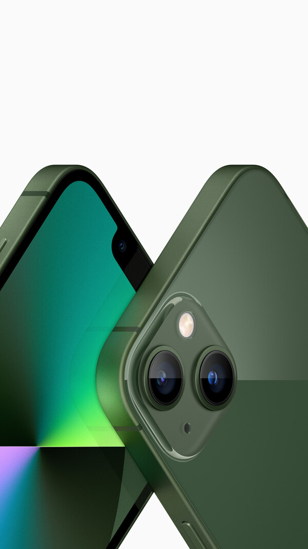 ©AP신문(AP뉴스)/ 이미지 제공 = KT, ▲아이폰13 그린