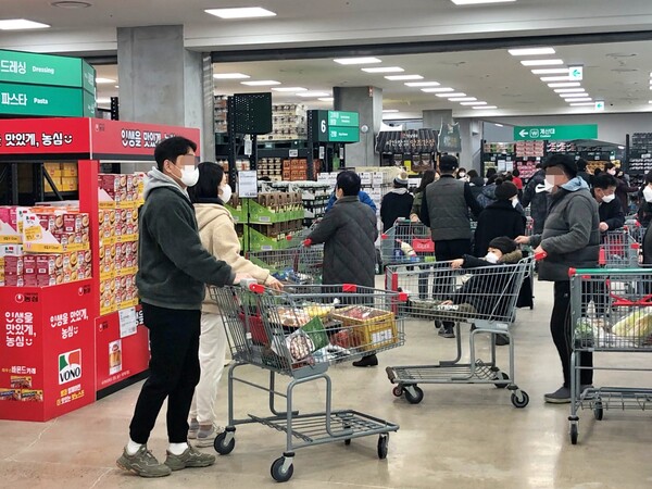 ©AP신문(AP뉴스)/ 이미지 제공 = 롯데쇼핑, ▲롯데마트 맥스 상무점