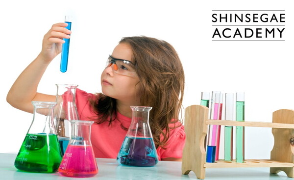 ©AP신문(AP뉴스)/ 이미지 제공 = 신세계백화점 ▲신세계아카데미 '맥그로힐 사이언스' 강좌