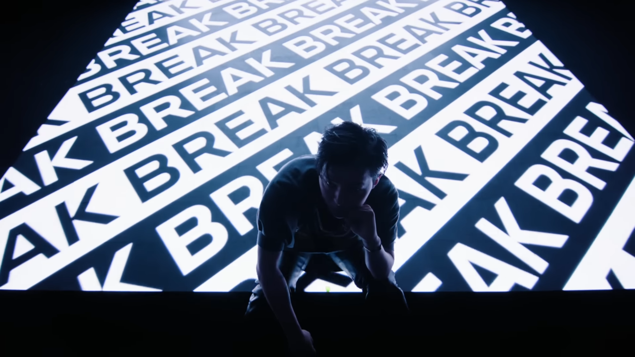 [AP신문 광고평론 No.859] 해당 광고의 메시지 'Break the norm'. 사진 BMW Korea 유튜브 캡처 ⓒAP신문(AP뉴스)