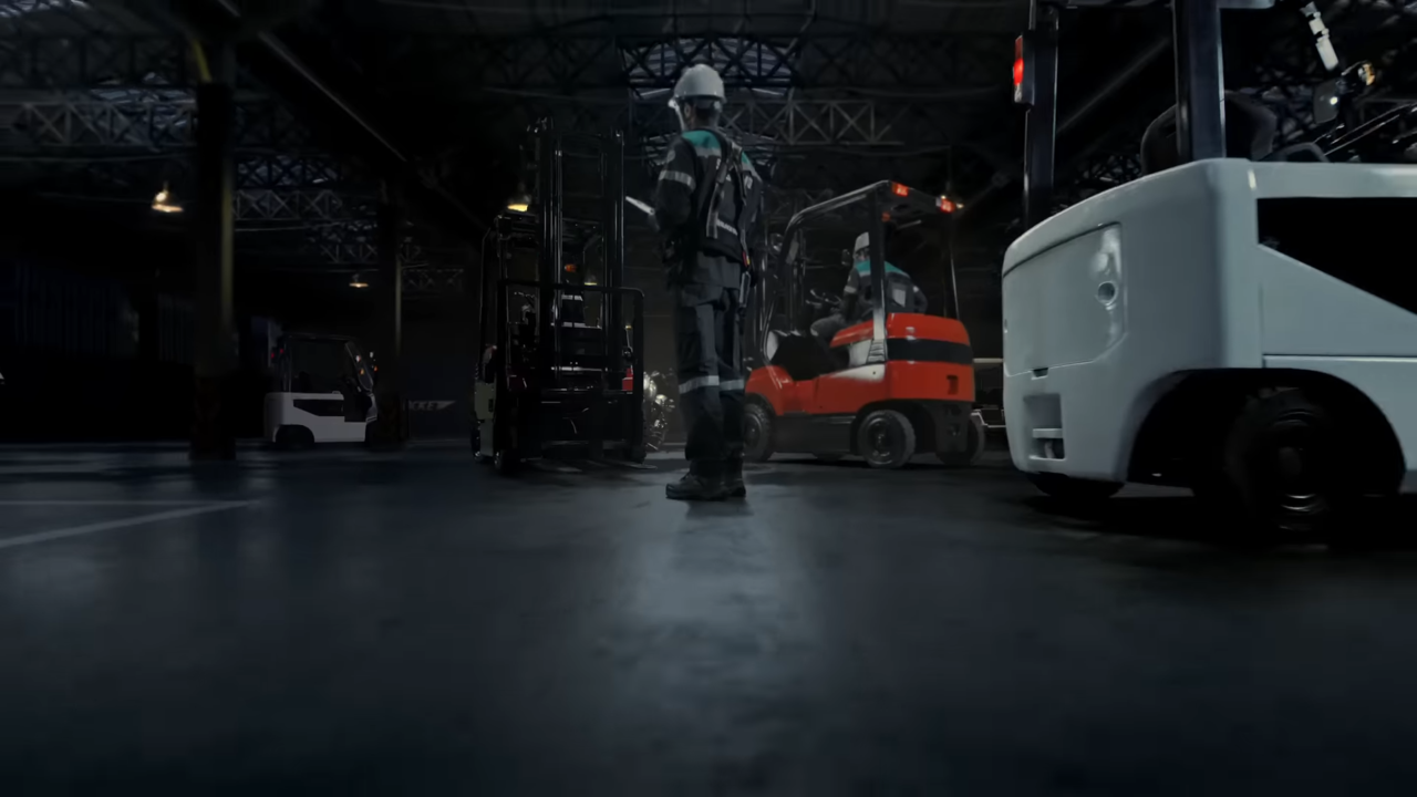 [AP신문 광고평론 No.860] 배터리가 사용되는 탈 것들. 사진 세방TV 유튜브 캡처 ⓒAP신문(AP뉴스)