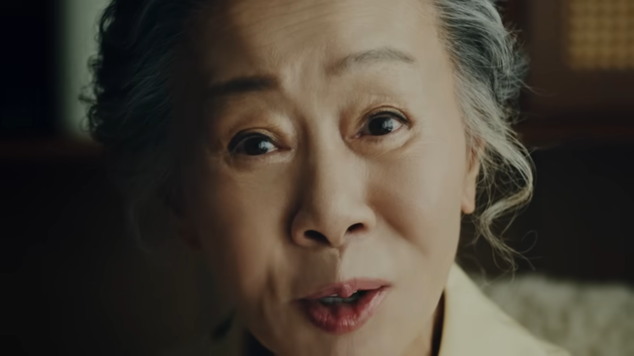 [AP신문 광고평론 No.871] KB라이프생명 모델 윤여정. 사진 KB라이프생명 유튜브 캡처 ⓒAP신문(AP뉴스)