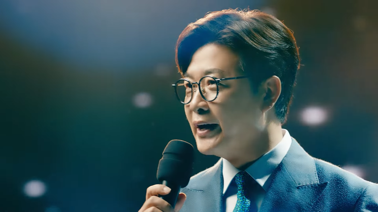 [AP신문 광고평론 No.912] 전 아나운서 방송인 김성주. 사진 근로복지공단 유튜브 캡처 ⓒAP신문(AP뉴스)