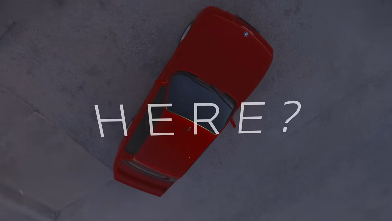 [AP신문 광고평론 No.1155]  ​​​​​​​화면을 180도 돌려 전기차의 등장을 표현했다. 사진 BMW코리아 유튜브 캡처ⓒAP신문(AP뉴스)