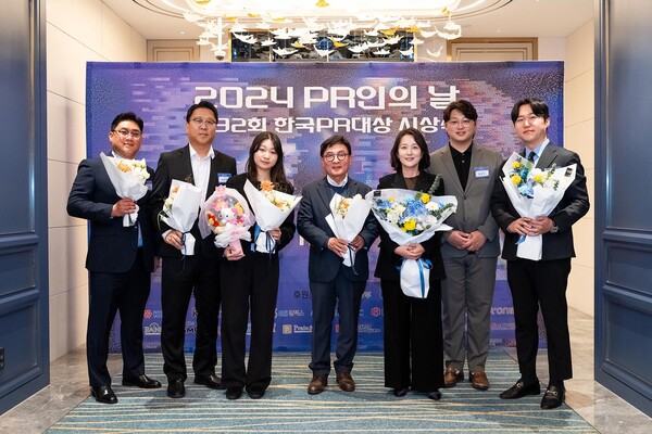 ⓒAP신문(AP뉴스) / 왼쪽부터 피알원 최기준 이사, 곽동원 상무, 한규은 대리, 조재형 대표, 박소연 상무, 윤동주 팀장, 김태영 차장