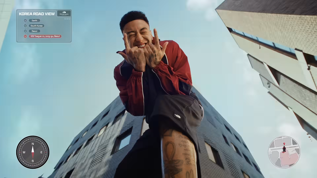 [AP신문 광고평론 No.1238]  ​​​​​​​장난기 많은 모습의 린가드. 사진 노스페이스 유튜브 캡처ⓒAP신문(AP뉴스)