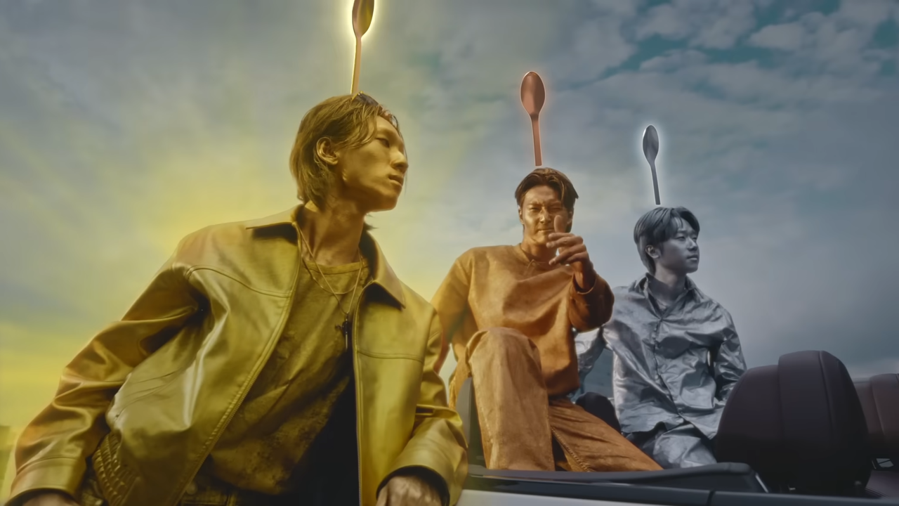 [AP신문 광고평론 No.1294]  ​​​​​​​금수저, 은수저, 동수저를 대표하는 사람들. 사진 오케이저축은행 유튜브 캡처ⓒAP신문(AP뉴스)