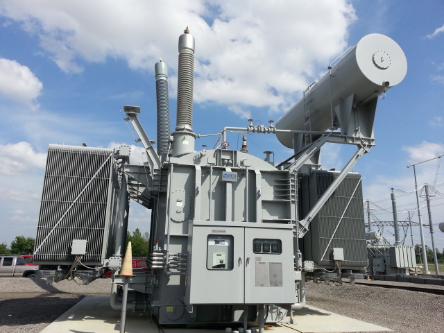 ©AP신문(AP뉴스)/이미지 제공 = 효성그룹 ▲미국 송전망에 설치된 효성중공업 765kV 초고압변압기