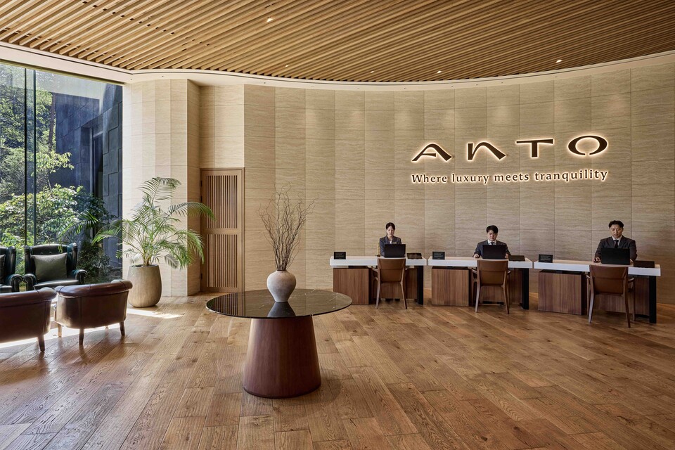 ©AP신문(AP뉴스)/이미지 제공 = 한화호텔앤드리조트 ▲새롭게 단장한 안토 로비