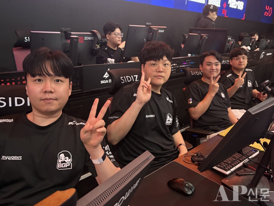 ©AP신문(AP뉴스) 박수연 기자 = ▲배고파 팀 선수들. (왼쪽부터) '박프로' 박헤성, '성장' 성장환, '피오' 차승훈, '아칸' 김민욱 선수.