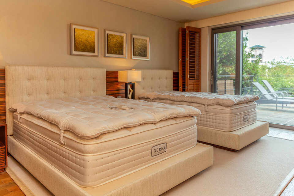 ©AP신문(AP뉴스)/이미지 제공 = 코웨이 ▲롯데호텔 제주 ‘코웨이 X 풀빌라 스위트’ 객실 전경