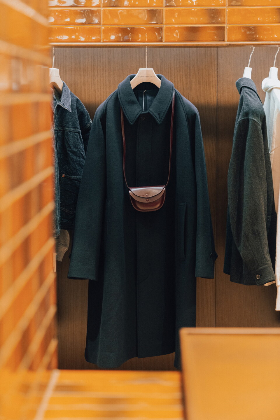 ©AP신문(AP뉴스)/이미지 제공 = 삼성물산 패션부문 ▲삼성물산 패션부문의 편집샵 플랫폼 비이커는 신세계백화점 강남점에 캡틴 선샤인의 첫 단독 매장을 오픈했다.