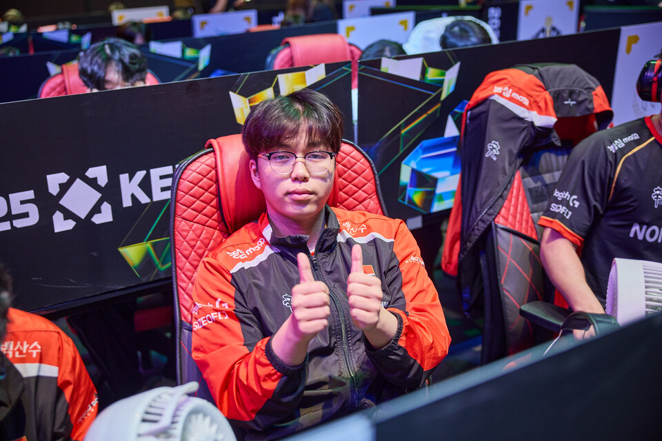 ©AP신문(AP뉴스)/이미지 제공 = 한국e스포츠협회 ▲농심 레드포스 '독시' 박건훈 선수.