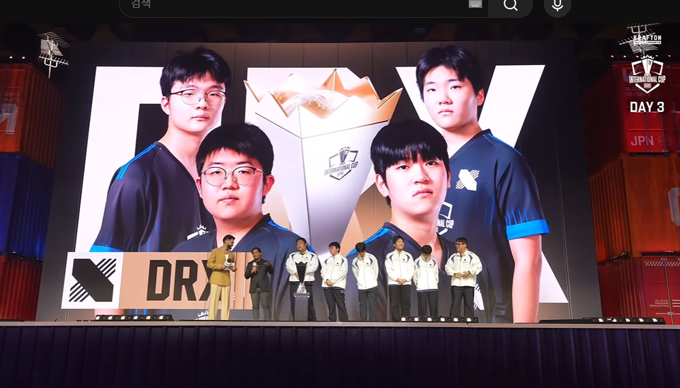 ©AP신문(AP뉴스)/이미지 = 크래프톤 인디아 이스포츠 유튜브 방송 화면 캡처 ▲DRX는 2일 인도 뉴델리 야쇼부미 전시컨벤션센터에서 열린 크래프톤 주최 'BMIC 2025' 데이 3에서 최종 합계 166점(111킬)으로 우승을 차지했다. 
