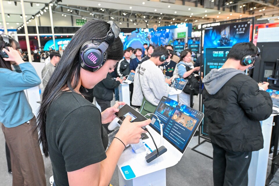 ©AP신문(AP뉴스)/이미지 제공 = 넷마블 ▲넷마블은 '지스타 2025' 넷마블관에서 출품작 '나 혼자만 레벨업: 카르마'의 다양한 무대 이벤트를 진행한다.