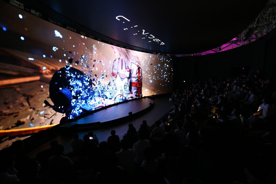 ©AP신문(AP뉴스)/이미지 제공 = 엔씨소프트 ▲지스타2025 엔씨소프트 시네마 상영관 전경. 신더시티.