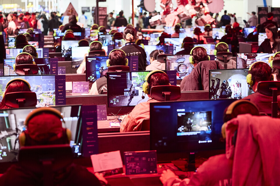 ©AP신문(AP뉴스)/이미지 제공 = 지스타 조직위원회 ▲국제게임전시회 지스타 2025가 '이야기가 있는 전시'를 테마로 한 새로운 시도로 게이머들의 뜨거운 관심을 모으며 나흘간의 여정을 성황리에 마무리했다.  