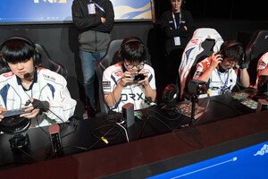 [PMGC] DRX, 레드 그룹 첫날 6위...그파 진출 다시 시동 걸었다 - 뉴스 썸네일 이미지