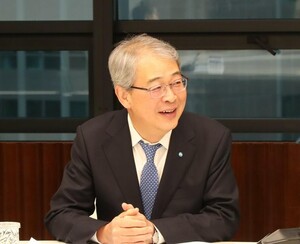 임종룡, '종합금융그룹' 1막...외국인 유일 'BUY'로 화답했다 - 뉴스 썸네일 이미지