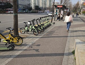 "공유킥보드, 소비자가 결함 입증?"...'정보 비대칭' 법적 보완 시급 - 뉴스 썸네일 이미지