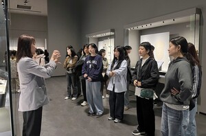 319명 직고용에 담긴 '함께 멀리'...한화금융 '장애인 포용 모델' 주목 - 뉴스 썸네일 이미지