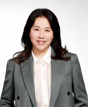 '포스트 더후' 설계 이선주...LG생건, 북미 35% 성장서 해법 찾았다 - 뉴스 썸네일 이미지
