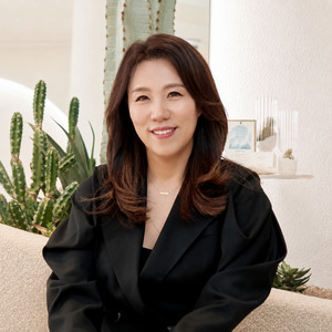 LG 인사시계 가동...이선주, '구광모式 쇄신' 성공 사례로 재조명 - 뉴스 썸네일 이미지