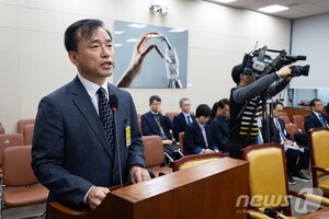 [AP 미디어동향 12월 3주] 김종철, 불법 정보 '무관용' 강경 선언 - 뉴스 썸네일 이미지